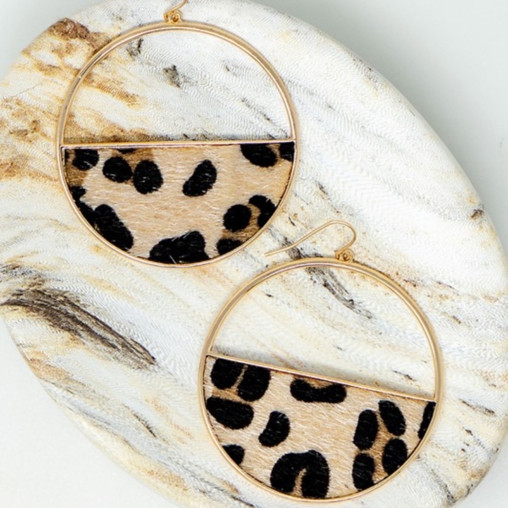 Half Circle Leopard Print Earrings - Picture 4 of 5
